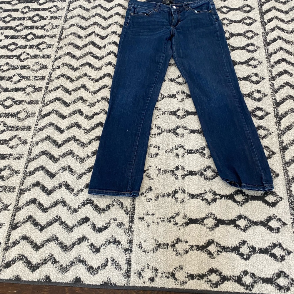 Banana Republic Straight Leg Blue Jeans Timeless Design